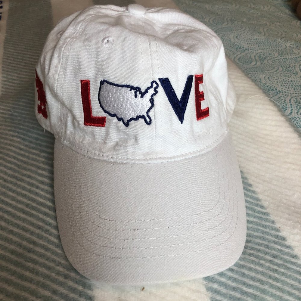 Disney EPCOT World Showcase America Love Hat